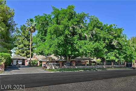 2500 Pinto Ln Las Vegas, NV 89107