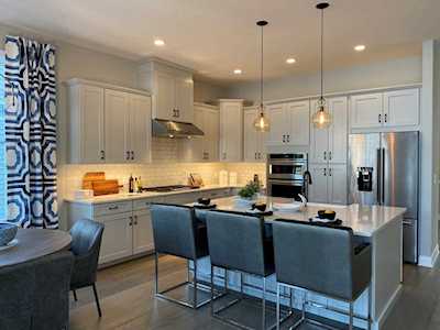 22 Briarwood Plymouth, MA 02360