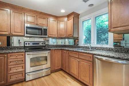 119 Jericho Rd #119 Weston, MA 02493