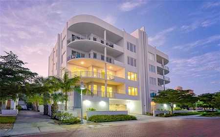 609 Golden Gate POINT #301 Sarasota, FL 34236