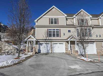 18A Manor Dr #18A Hooksett, NH 03106