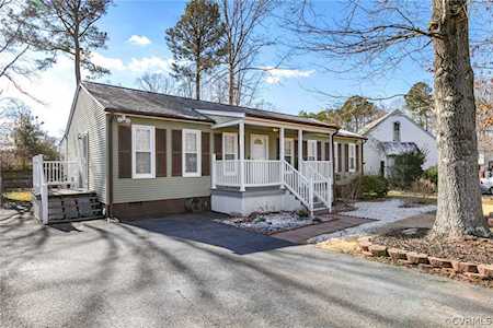 6373 Amasis Ct North Chesterfield, VA 23234