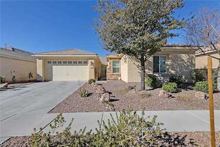 8225 Bay Dunes St Las Vegas, NV 89131