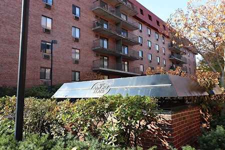 125 Pleasant St #306 Brookline, MA 02446