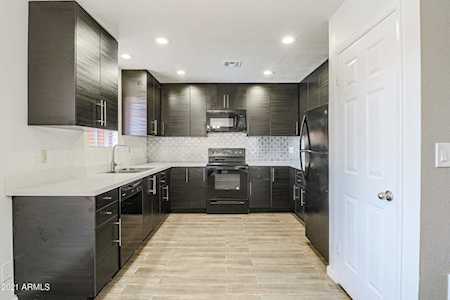 4303 E Cactus Road #404 Phoenix, AZ 85032