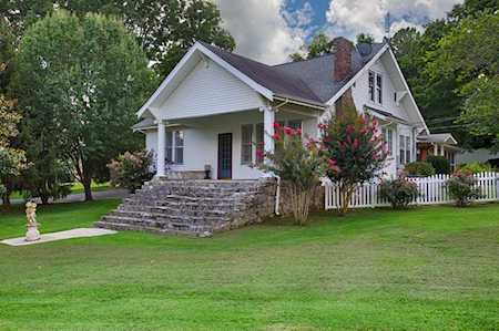 8288 Elkton Pike Prospect, TN 38477