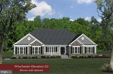 2065 St Pauls Ct Prince Frederick, MD 20678