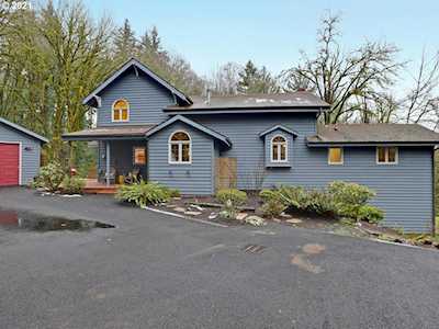 8313 NW Skyline Blvd Portland, OR 97229