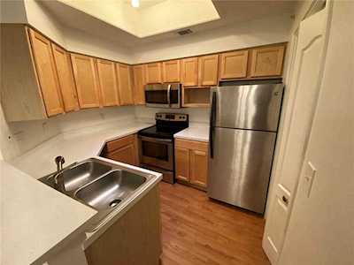 6000 Shepherd Mountain CV #1004 Austin, TX 78730