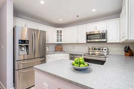415 Newark St #5B Hoboken, NJ 07030