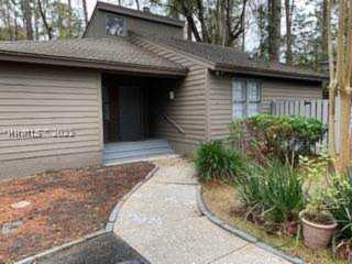 4 Fernwood Trl Hilton Head Island, SC 29926