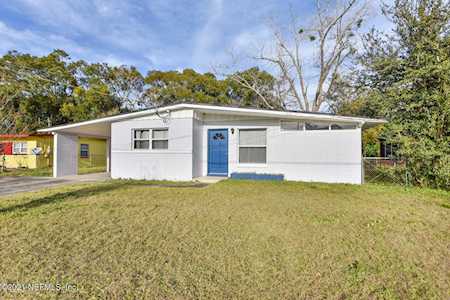 6843 Van Gundy Rd Jacksonville, FL 32208