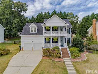 1429 Chelton Oaks Place Raleigh, NC 27614