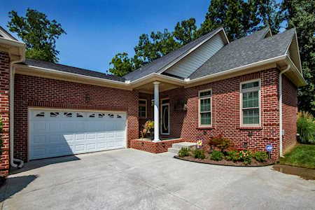 2462 Mountain Dr Lenoir City, TN 37772