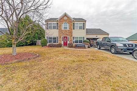 1210 St James Place Loganville, GA 30052