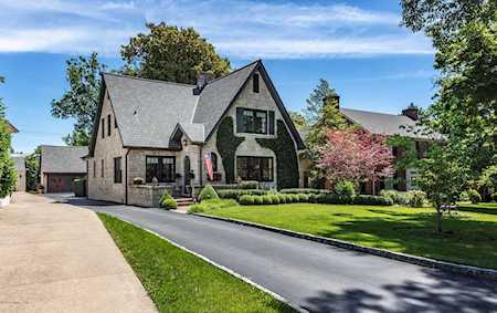 571 Sunset Rd Louisville, KY 40206