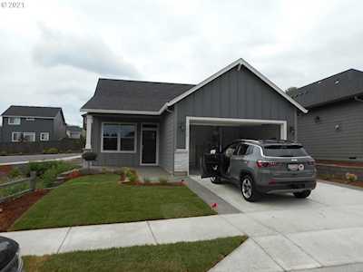 1719 NE 173rd Way Ridgefield, WA 98642