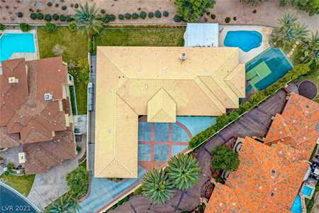 2001 Eagle Trace Way Las Vegas, NV 89117