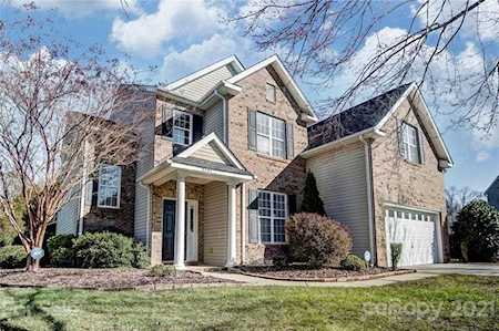 2701 Occaneechi Ct Waxhaw, NC 28173