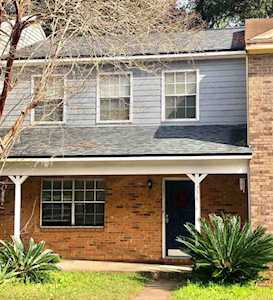 2389 Gregory Dr Tallahassee, FL 32303