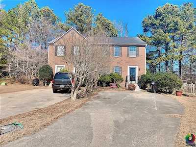 182 Willow Stream Ct Roswell, GA 30076