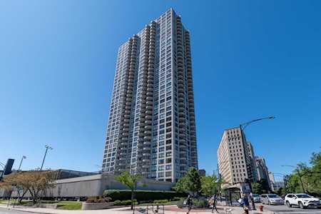 2020 N Lincoln Park West #29AB Chicago, IL 60614