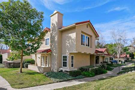 1715 Edgefield Ln Encinitas, CA 92024