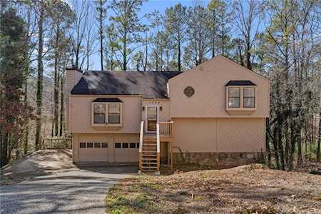1752 Jody Dr NE Marietta, GA 30066