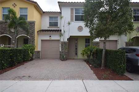 7868 SW 52nd Pl Davie, FL 33328