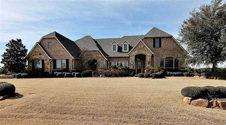 905 Amblewood Drive Lucas, TX 75002