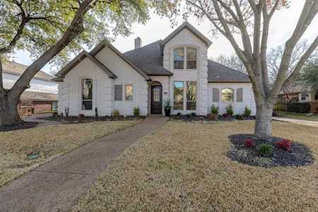 4303 Green Meadow Street E Colleyville, TX 76034