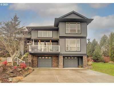 716 NW 121st Cir Vancouver, WA 98685