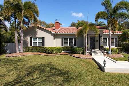 1250 Brightwaters Blvd NE St Petersburg, FL 33704