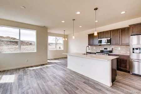 9736 Ash Ln Thornton, CO 80229