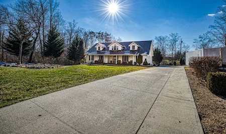 3131 Seminole Loop Crossville, TN 38572