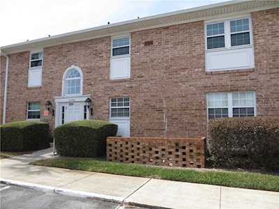 4256 Lake Underhill Rd #10C2 Orlando, FL 32803