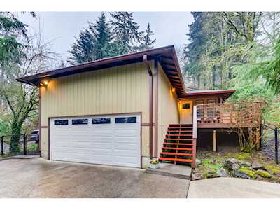 4144 SW Pomona St Portland, OR 97219