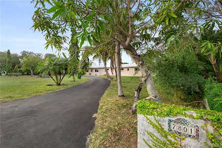 7801 SW 70th St South Miami, FL 33143