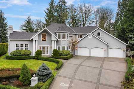 19495 SE 57th Place Issaquah, WA 98027