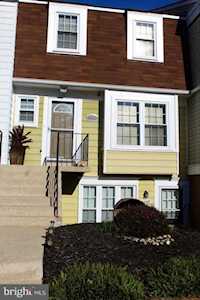 1441 Chatham Ct Crofton, MD 21114