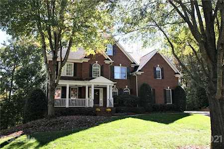8434 Wren Creek Dr Charlotte, NC 28269