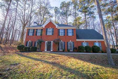 2497 Mack Dobbs Rd Kennesaw, GA 30152