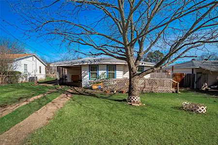 1002 Avenue C Duncanville, TX 75137