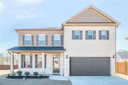 200 Palm Springs Circle Fairburn, GA 30213