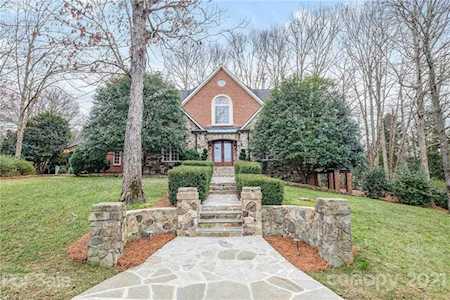 6908 Ancient Oak Ln Charlotte, NC 28277