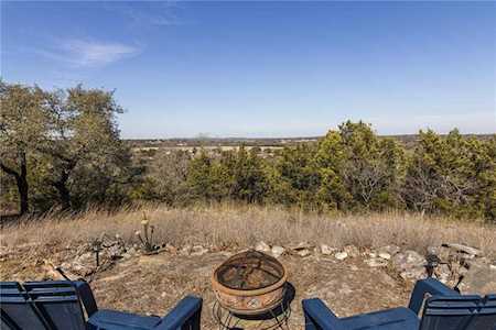 207 Country LN Dripping Springs, TX 78620