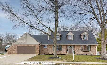 900 Creekside Ln Plainfield, IN 46168