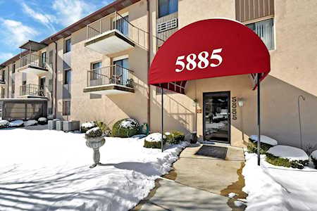 5885 Beechcroft Road Columbus, OH 43229