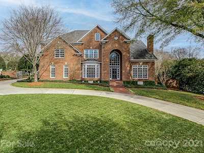 4251 Cameron Oaks Dr Charlotte, NC 28211