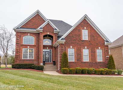 11042 Perwinkle Ln Louisville, KY 40291